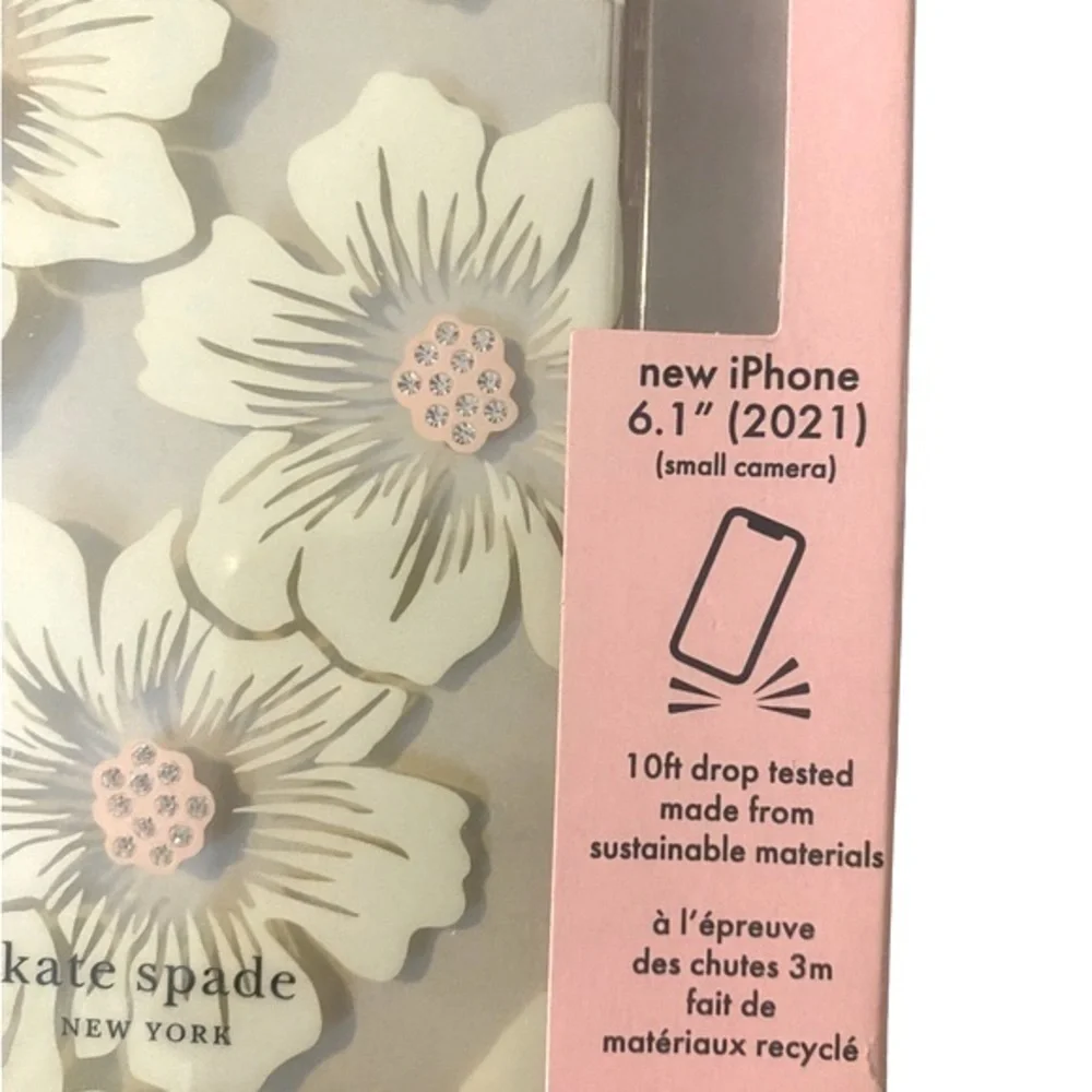 NWT Kate Spade New York Apple iPhone 6.1” (2021) small camera Hardshell Case